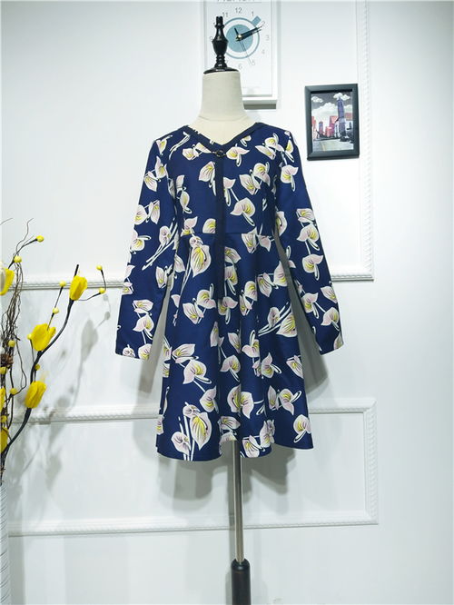 杭州品牌女裝冬裝特惠 時(shí)尚年輕專柜正品尾貨批發(fā)及鞋帽配套貨源指南